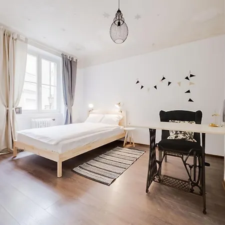 Aparthotel Design In Old Town Praga